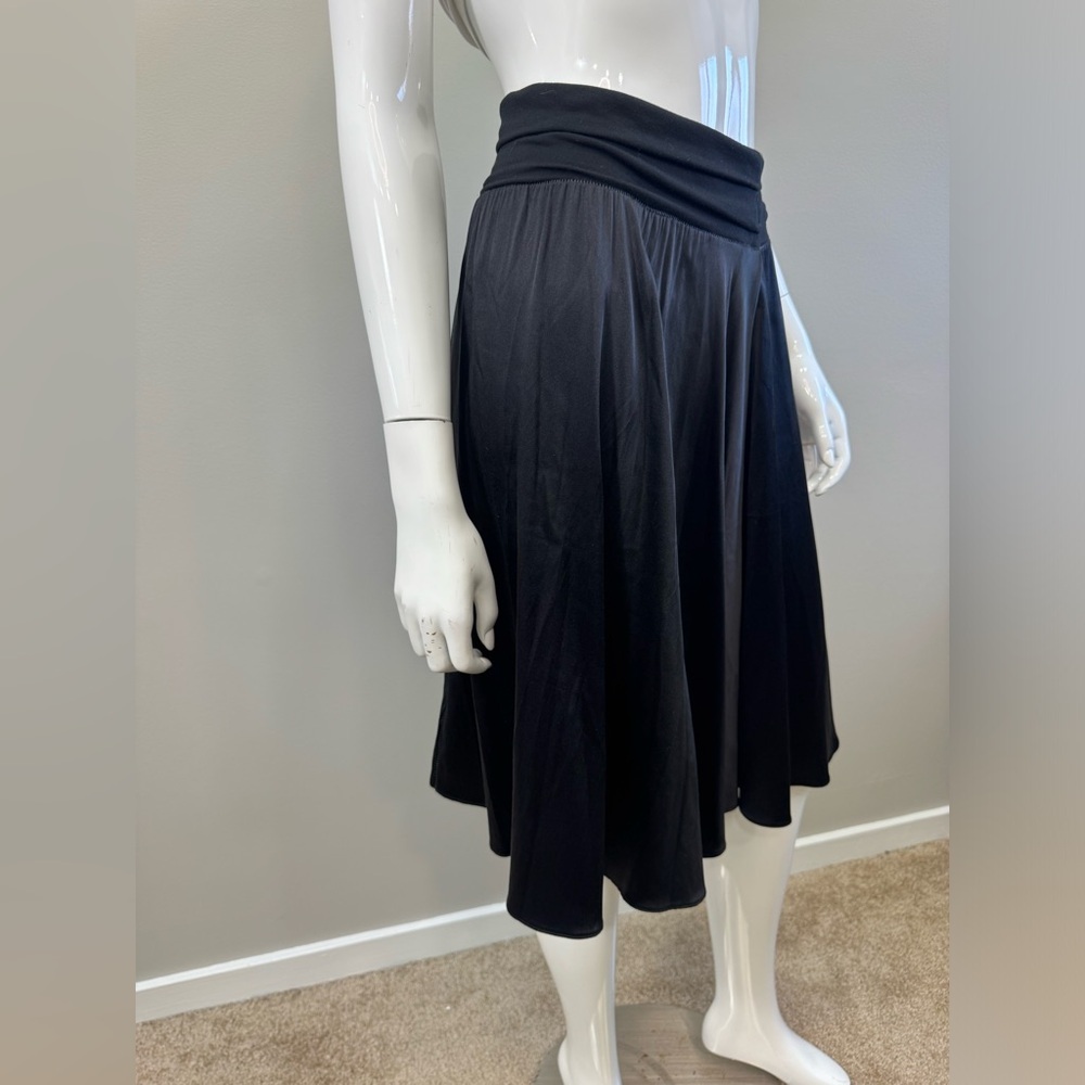ROZAE NICHOLS Black Silk Blend A-Line Skirt Size S Elegant Pull On Knee Length - Picture 4 of 9